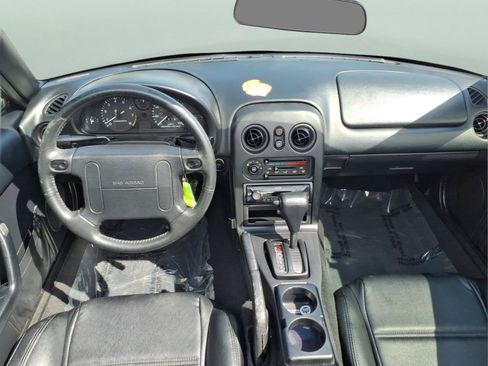 Used 1997 MAZDA MX-5 Miata RWD image 7