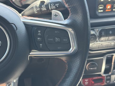 Used 2022 Jeep Wrangler Unlimited Rubicon w/ Xtreme Recon 35" Tire Package AWD/4WD image 24