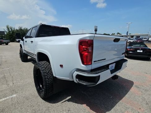Used 2026 Chevrolet Silverado 3500 High Country w/ High Country Premium Package AWD/4WD image 6