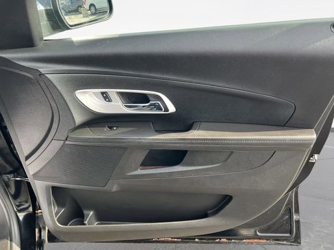 Used 2016 Chevrolet Equinox LTZ w/ Enhanced Convenience Package image 24