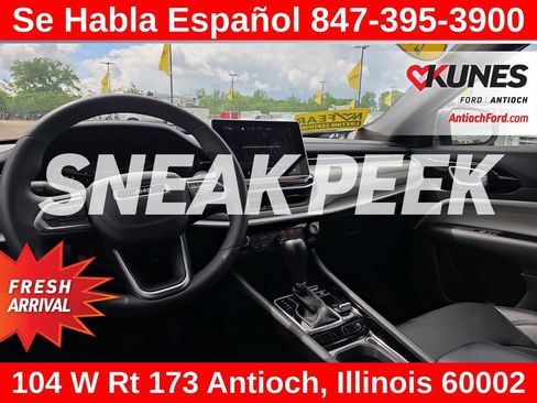 Used 2025 Jeep Compass Limited AWD/4WD image 16