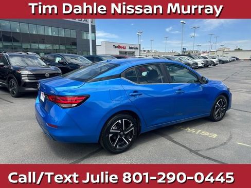Used 2024 Nissan Sentra SV FWD image 12