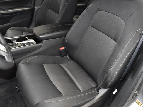 Certified 2024 Nissan Altima 2.5 SV AWD/4WD image 13