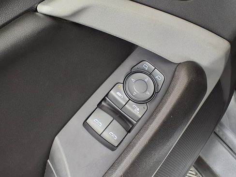 Used 2023 Chevrolet Camaro LT image 21