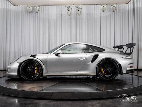 Used 2016 Porsche 911 GT3 RS RWD image 7