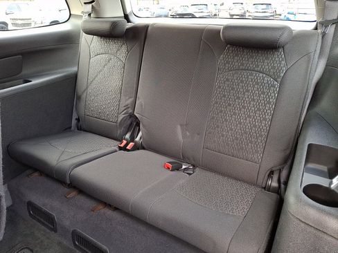 Used 2012 GMC Acadia SL w/ Preferred Package image 11