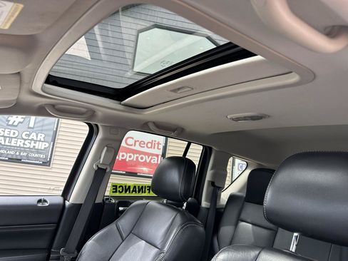 Used 2015 Jeep Compass High Altitude FWD image 15