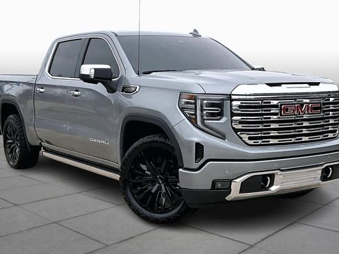 Used 2023 GMC Sierra 1500 Denali w/ Technology Package image 2