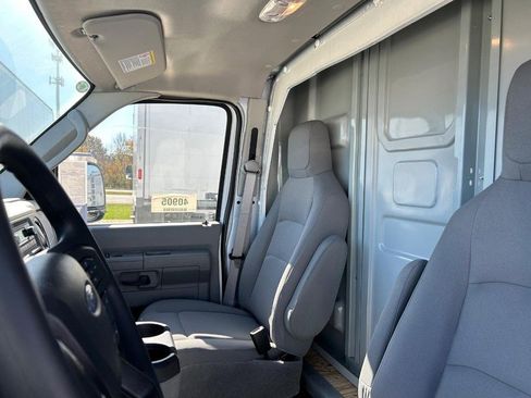 New 2025 Ford E-450 and Econoline 450 Super Duty w/ Power Equipment Group image 8