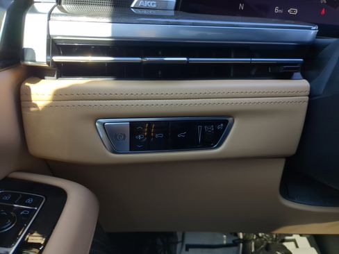 New 2026 Cadillac Escalade IQ Luxury 2 AWD/4WD image 31