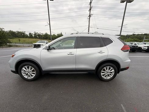 Used 2020 Nissan Rogue SV AWD/4WD image 8