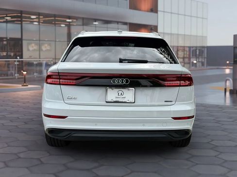 Used 2020 Audi Q8 Premium w/ Black Optic Package AWD/4WD image 5