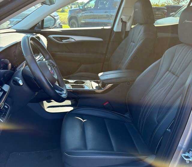 Used 2024 Buick Envision Avenir AWD/4WD image 4