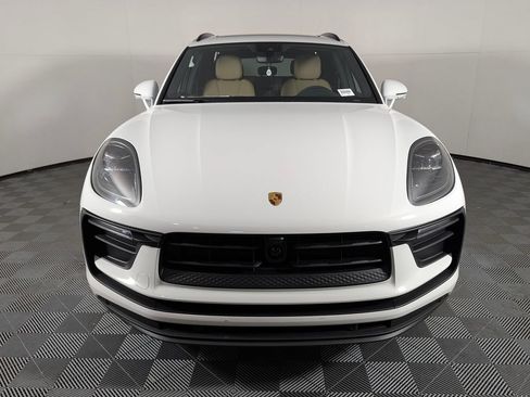 New 2026 Porsche Macan AWD/4WD image 10