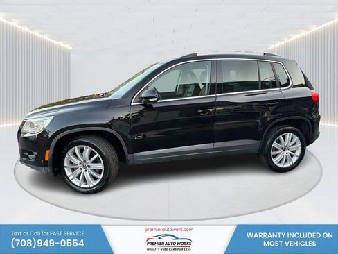 Used 2009 Volkswagen Tiguan SE AWD/4WD image 9