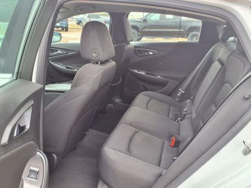 Used 2025 Chevrolet Malibu LT image 22
