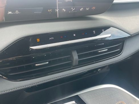 New 2026 Buick Enclave Sport Touring w/ Power Package FWD image 18