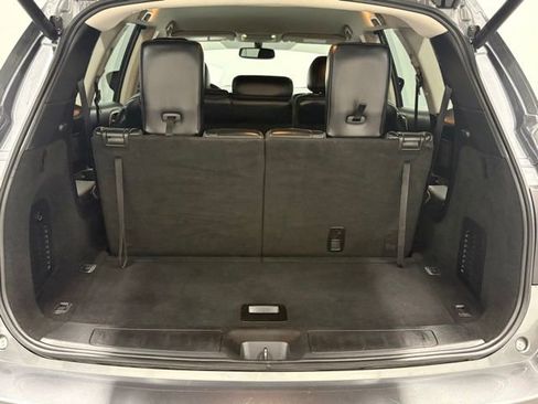 Used 2020 Nissan Pathfinder SL FWD image 9