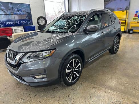 Used 2019 Nissan Rogue SL AWD/4WD image 3