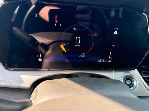 Used 2025 Chevrolet Trax LT w/ Driver Confidence Package FWD image 14