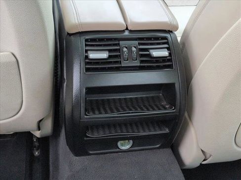 Used 2015 BMW 535i xDrive Sedan AWD/4WD image 18