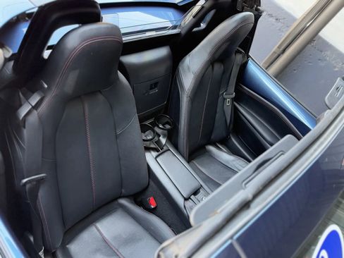 Used 2018 MAZDA MX-5 Miata RF Grand Touring image 35