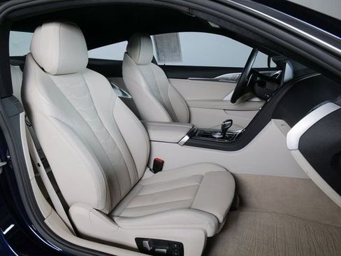 Used 2025 BMW M850i xDrive Coupe AWD/4WD image 3