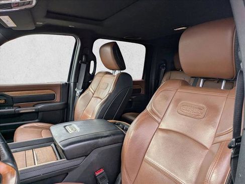 Used 2020 RAM 2500 Limited image 9