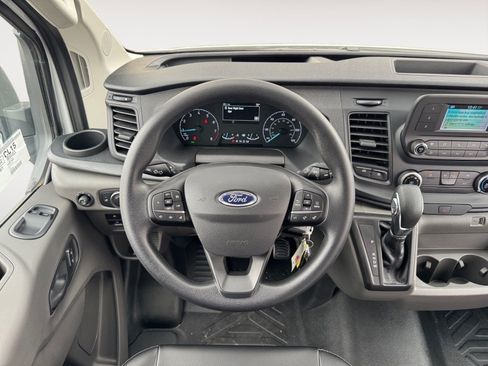 Used 2024 Ford Transit 250 Low Roof RWD image 12