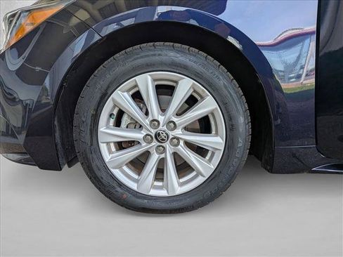Used 2025 Toyota Corolla LE w/ LE Premium Package FWD image 13