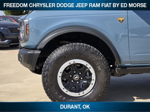 Used 2023 Ford Bronco Badlands w/ Sasquatch Package AWD/4WD image 6