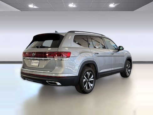 New 2026 Volkswagen Atlas SE FWD image 9