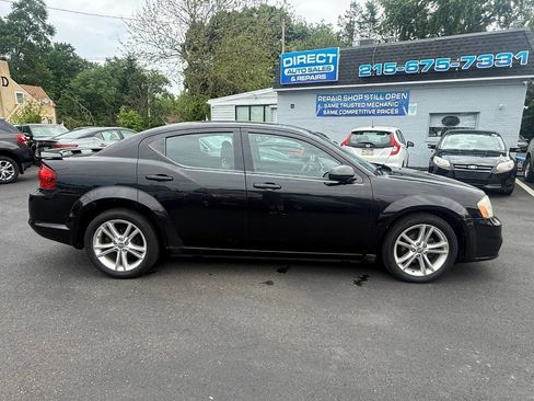 Used 2011 Dodge Avenger Heat FWD image 12