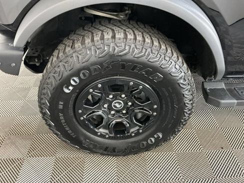 Used 2024 Ford Bronco Wildtrak AWD/4WD image 32