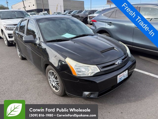 Used 2011 Ford Focus SE w/ 201A Rapid Spec Order Code FWD image 1