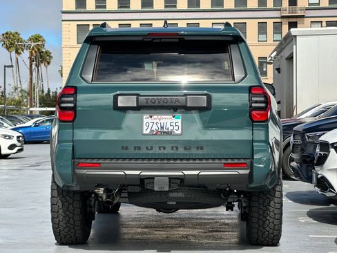Used 2026 Toyota 4Runner TRD Off-Road Premium AWD/4WD image 5