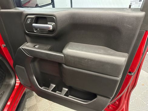 Used 2021 Chevrolet Silverado 1500 Custom Trail Boss image 14