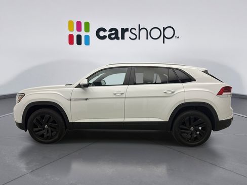 Used 2023 Volkswagen Atlas Cross Sport SE image 2