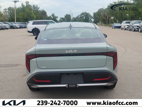 New 2026 Kia K4 FWD image 5