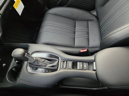 New 2026 Honda HR-V EX-L image 24