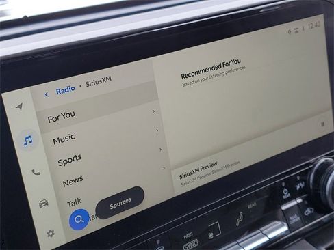 Used 2023 Toyota Highlander Limited image 32