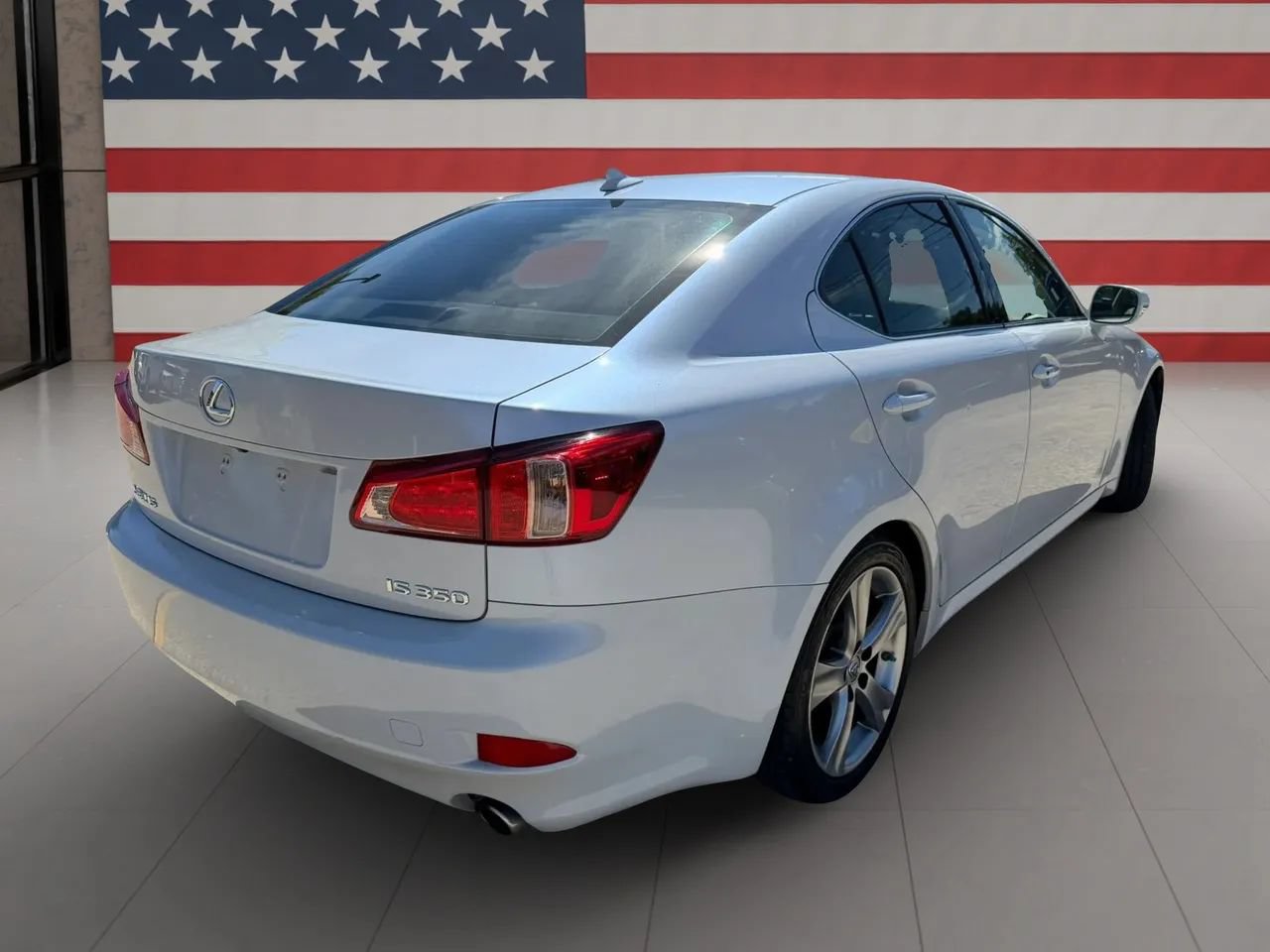 Used 2011 Lexus IS 350 w/ Premium Pkg Value Edition RWD image 7