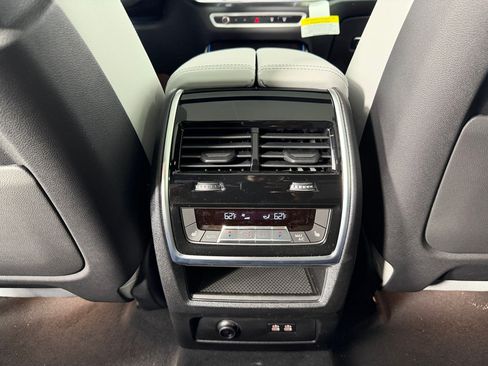 New 2026 BMW X5 xDrive50e w/ Executive Package image 30
