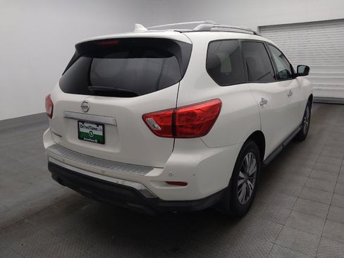 Used 2020 Nissan Pathfinder S image 9