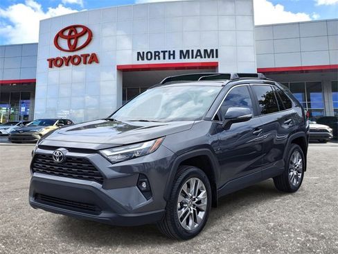 Used 2024 Toyota RAV4 XLE Premium image 2