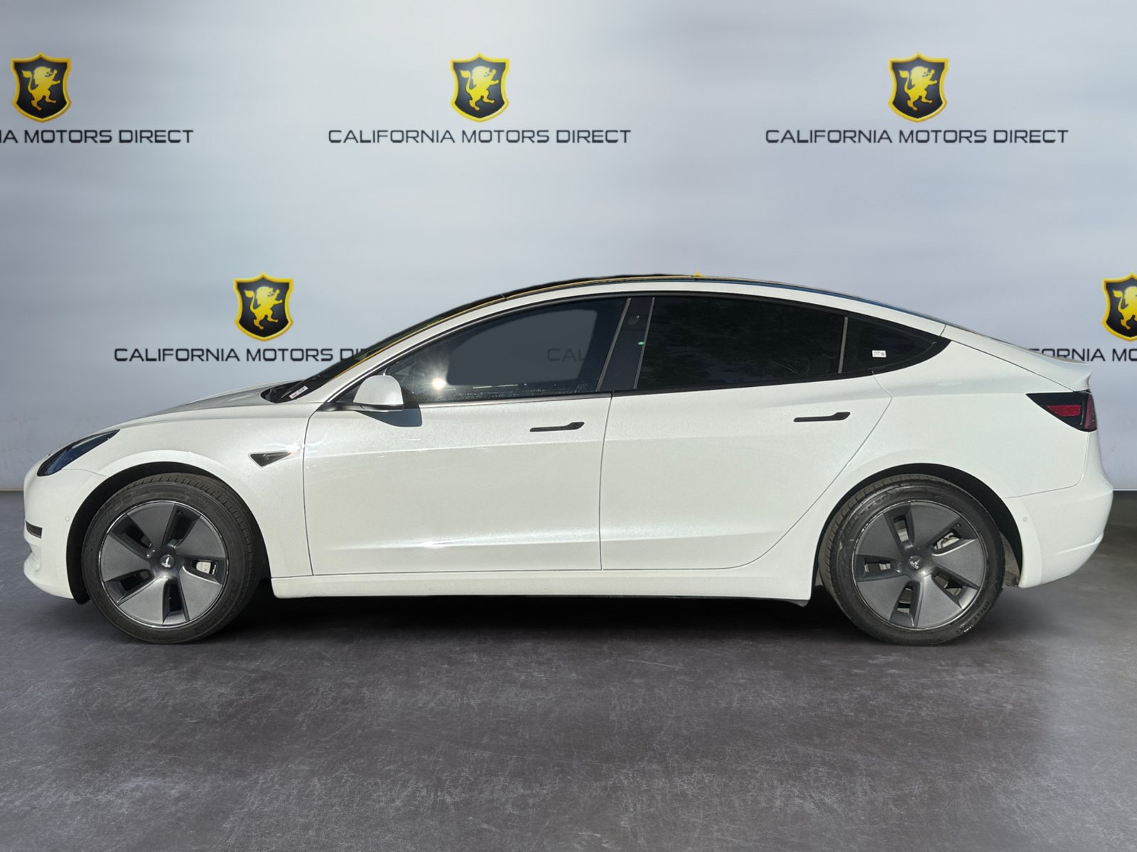 Used 2022 Tesla Model 3 Long Range AWD/4WD image 2