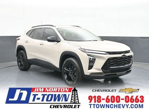 New 2026 Chevrolet Trax ACTIV w/ Sunroof Package FWD image 1