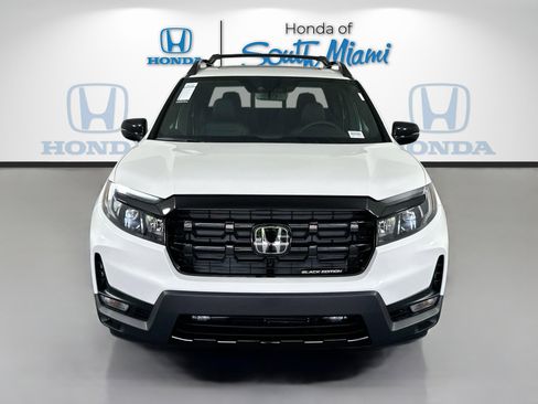 New 2025 Honda Ridgeline Black Edition image 2