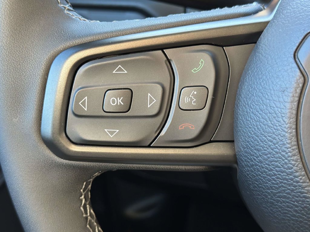 Used 2025 Jeep Wrangler Unlimited Sport AWD/4WD image 22
