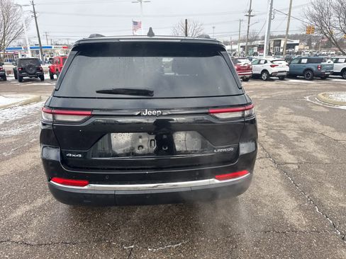 Certified 2023 Jeep Grand Cherokee Laredo image 18